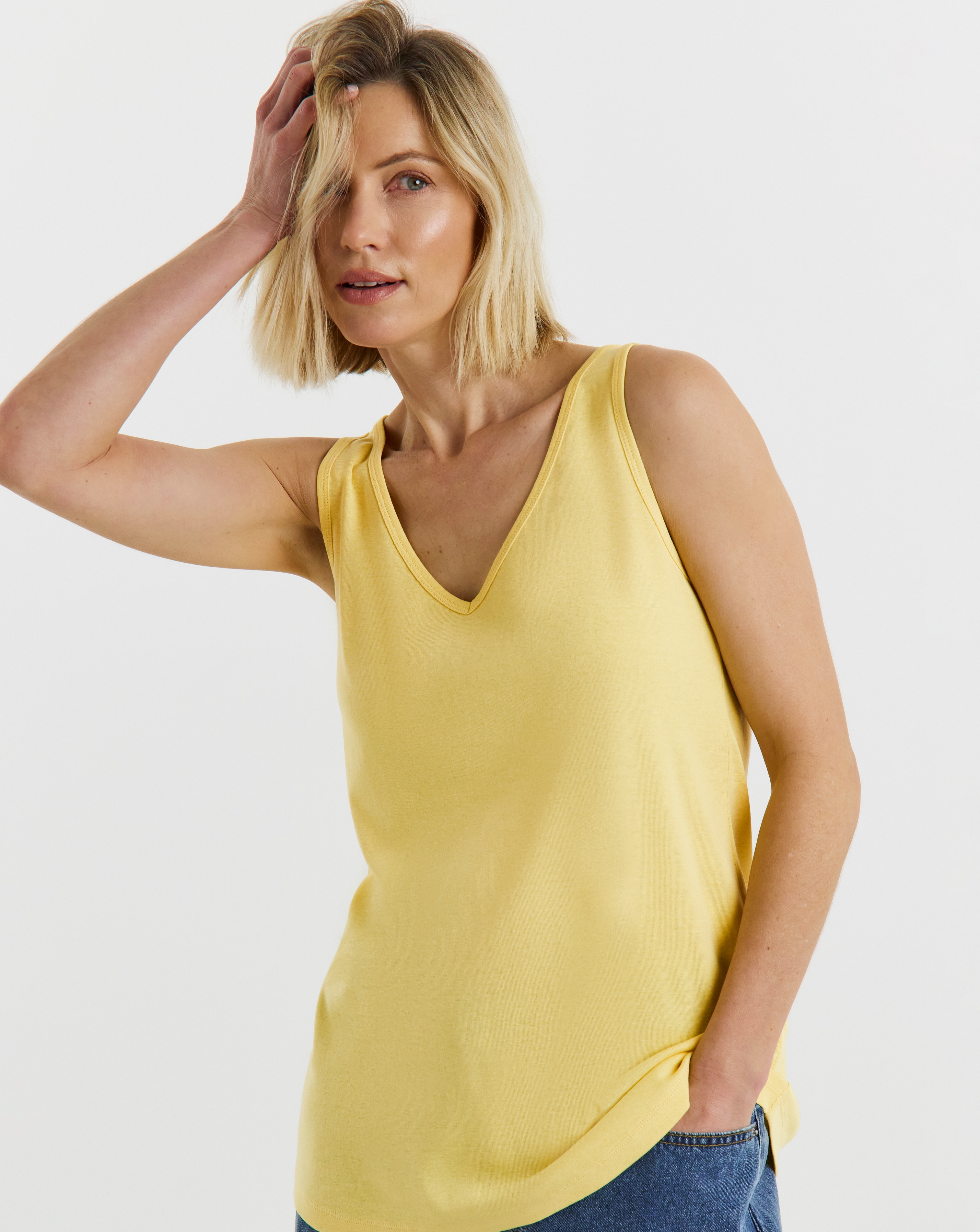 New In - Jersey V-Neck Vest