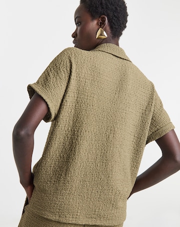Textured Revere Collar Soft Shirt
