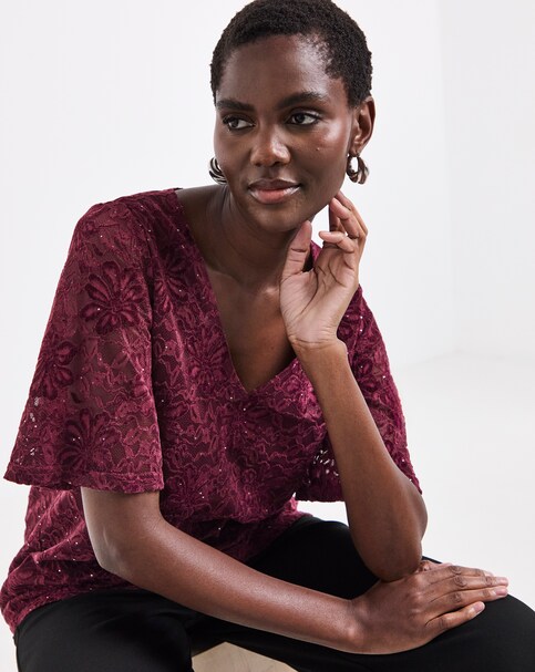 New In - Glitter Lace V-Neck Top