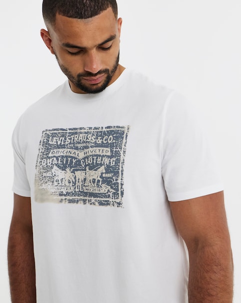 New In - Levi's Graphic T-Shirt - White