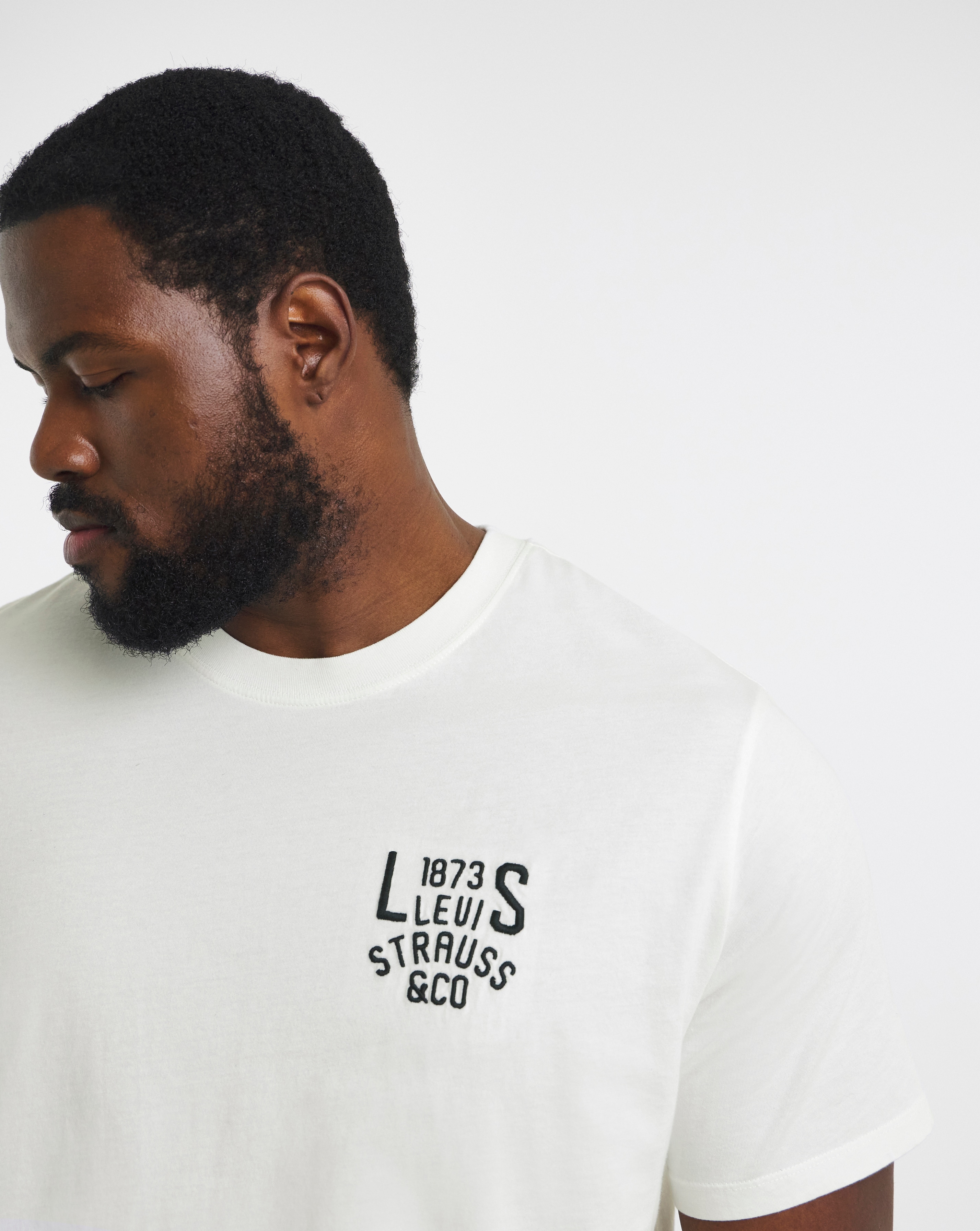 New In - Levi's Relaxed Fit Logo T-Shirt