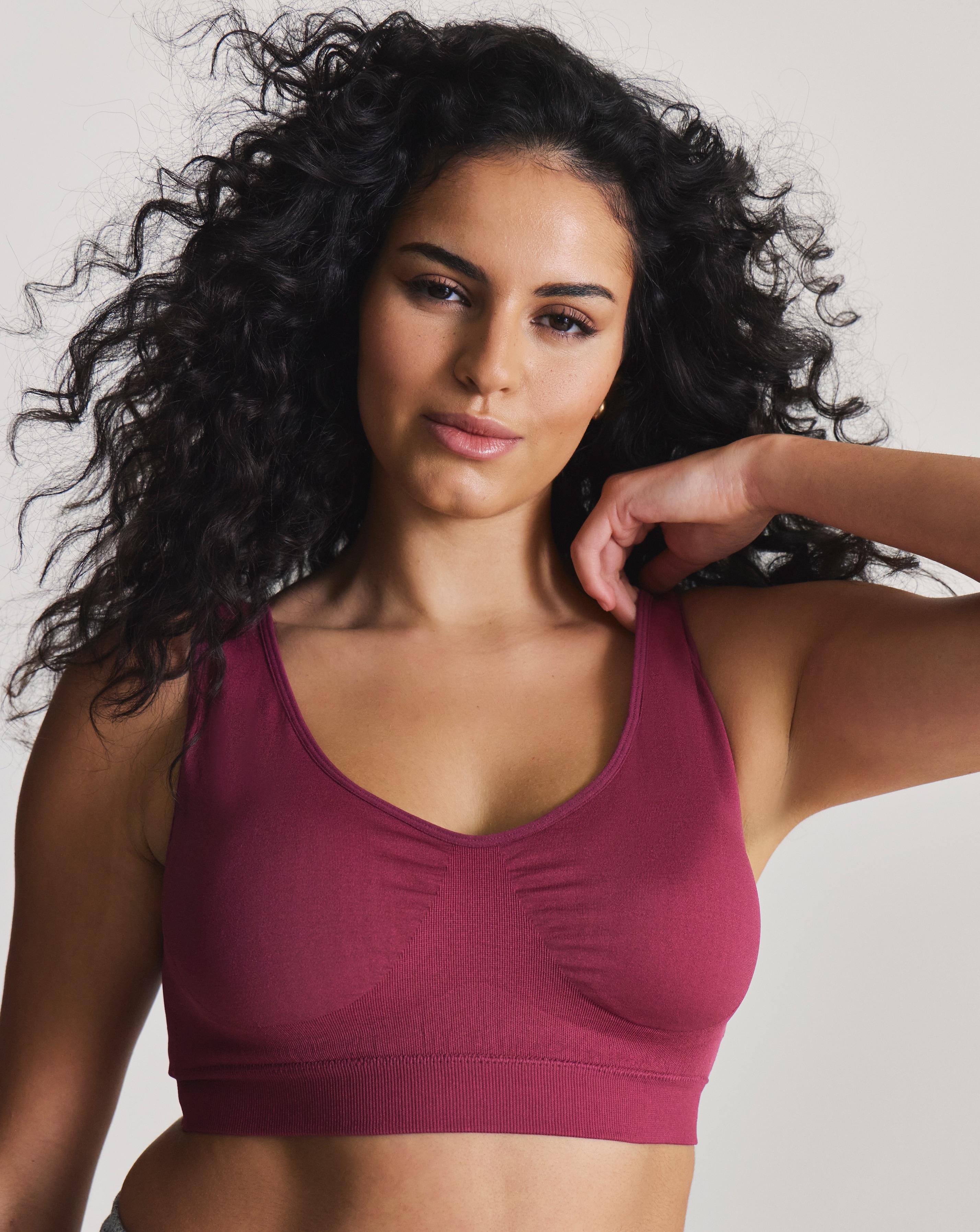 New In - V Neck Seamfree Comfort Bra