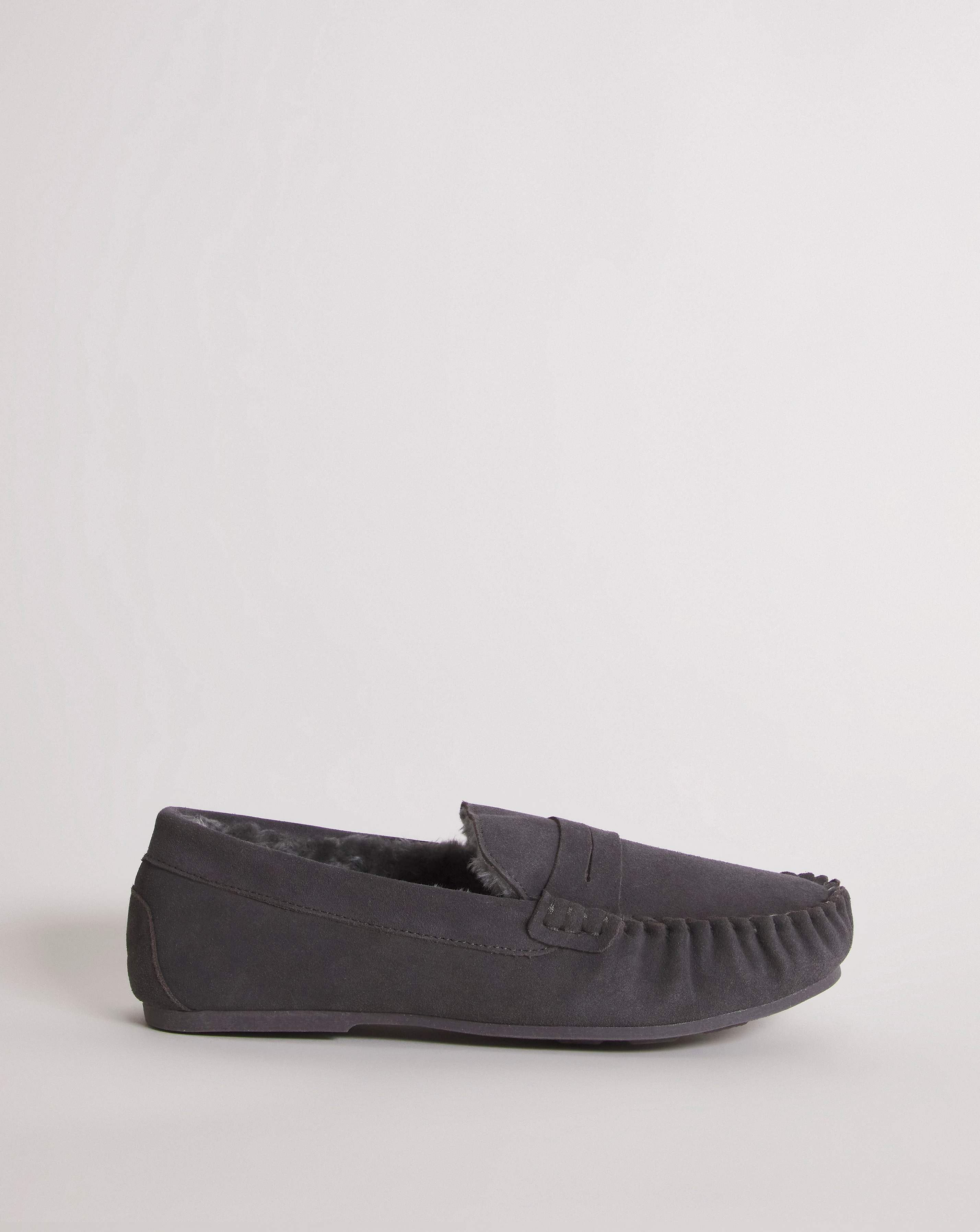 Luxury Suede Saddle Loafer Slipper