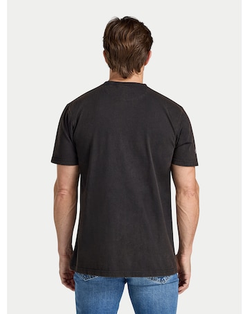 Raging Bull Ruck & Maul Distress Printed T-Shirt Black