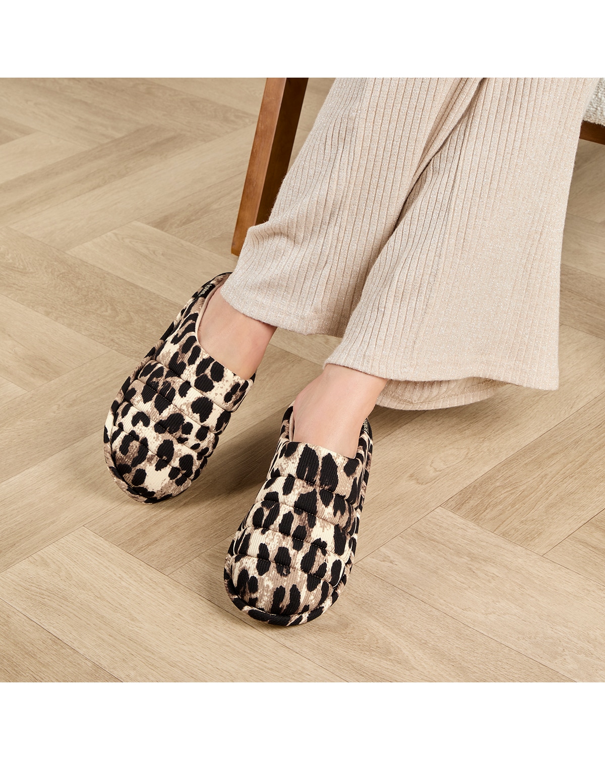 New In - Isotoner Ladies Animal Mule Slipper