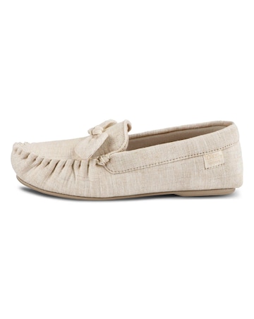Isotoner Ladies Linen Bow Moccasin Slipper