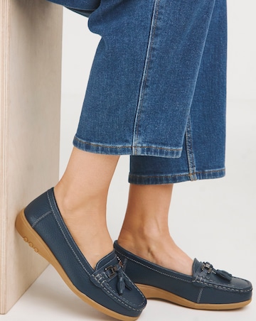 Samara Leather Tassel Detail Loafers - Wide Fit (E)