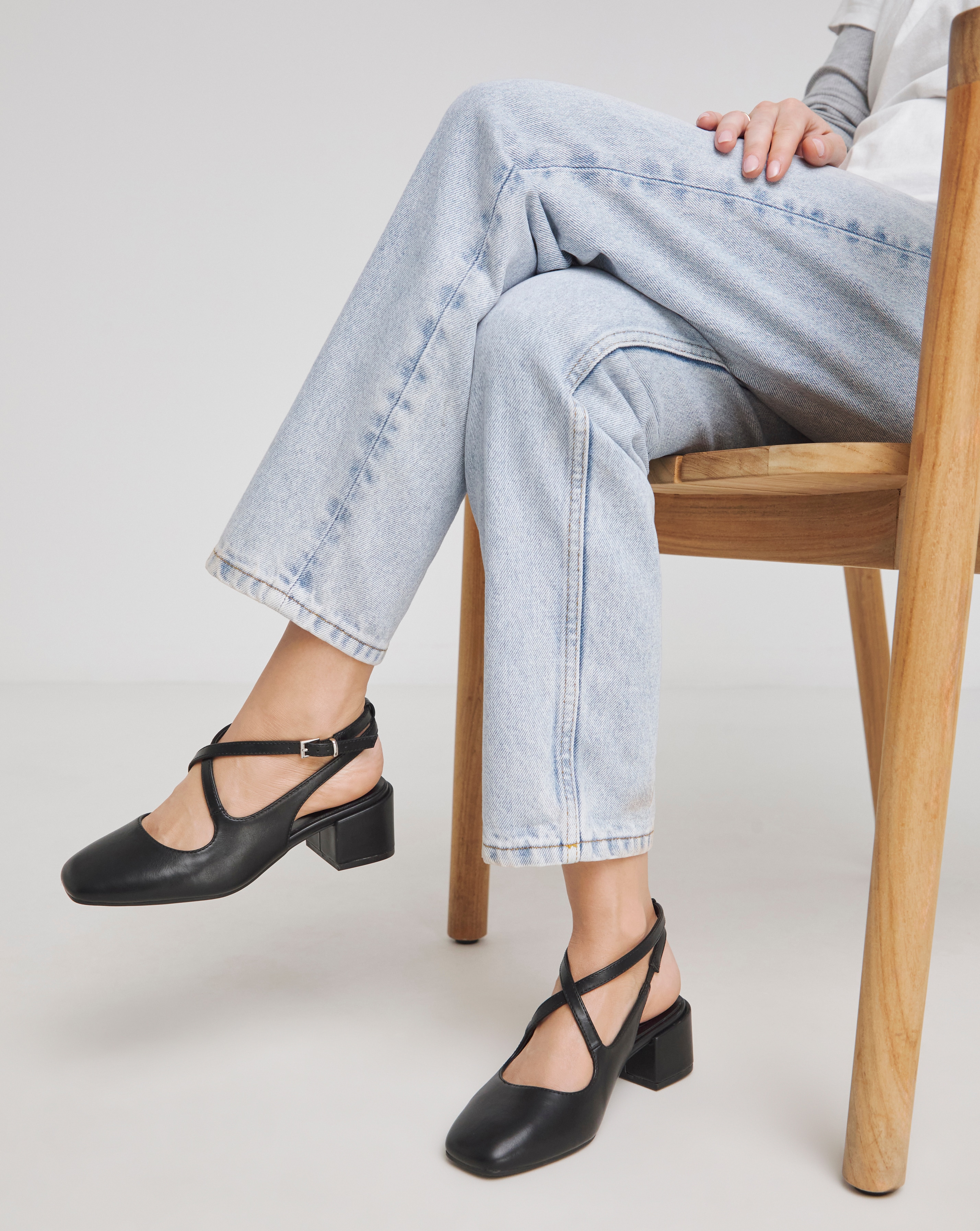 Cross Strap Mary Jane Slingback Ex Wide