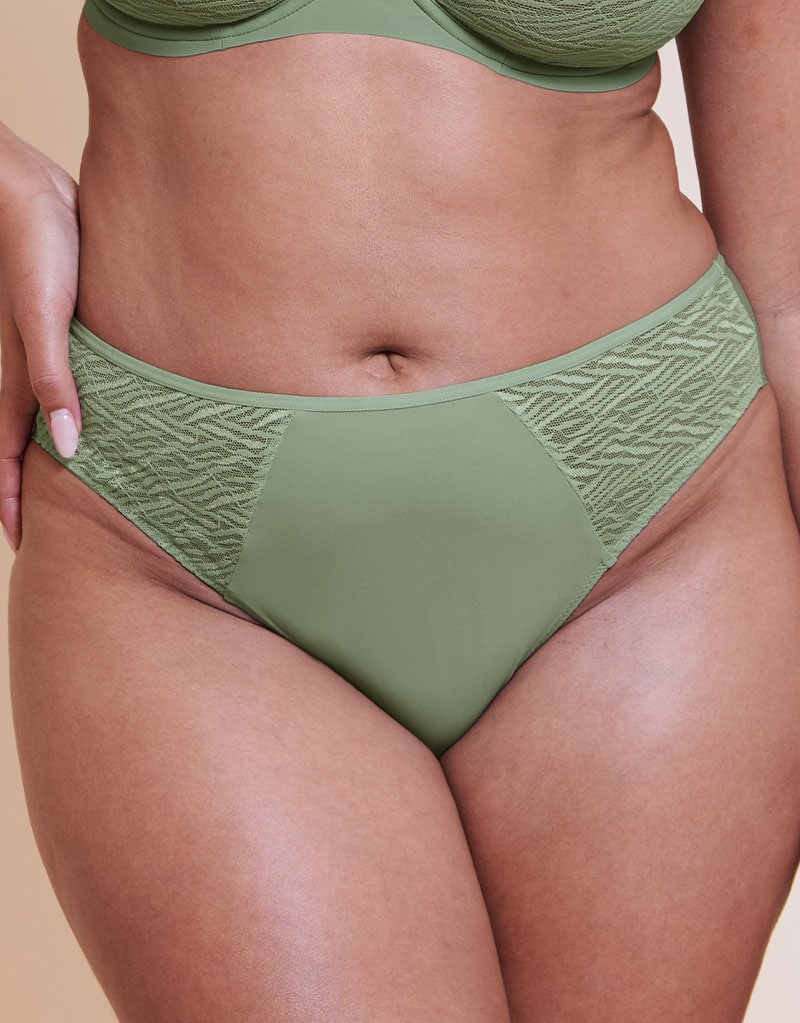 New In - Curvy Kate Smoothie Lace Brazilian Brief