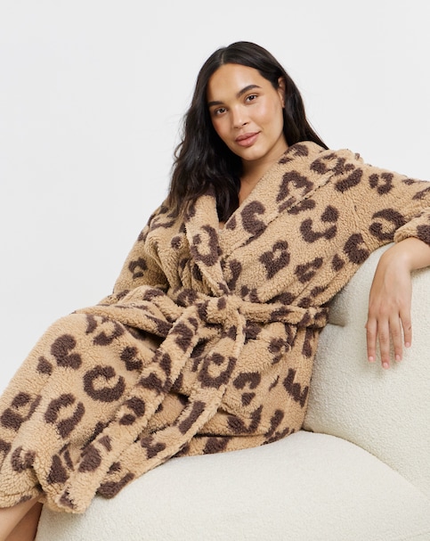 New In - Leopard Teddy Dressing Gown