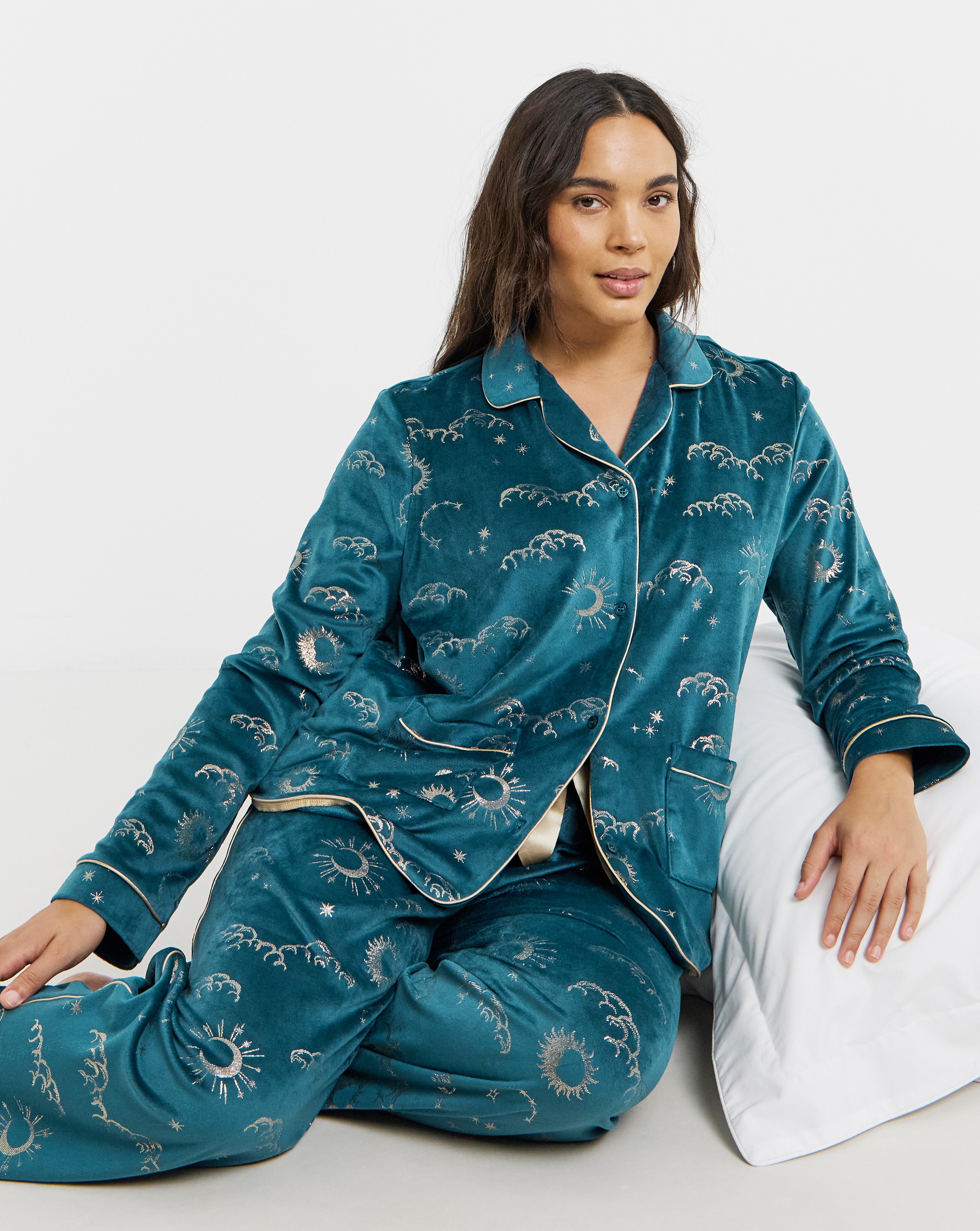 Chelsea Peers Button Up Pyjama Set