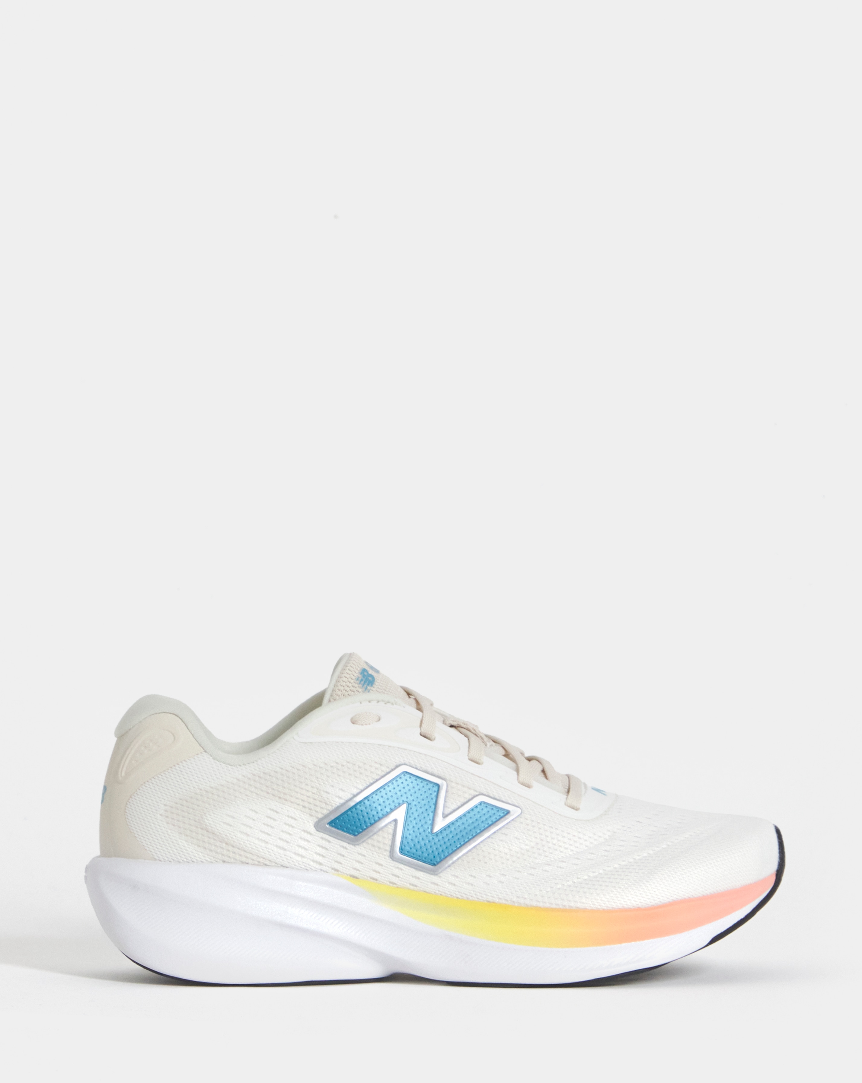 New Balance 680 Running Trainers