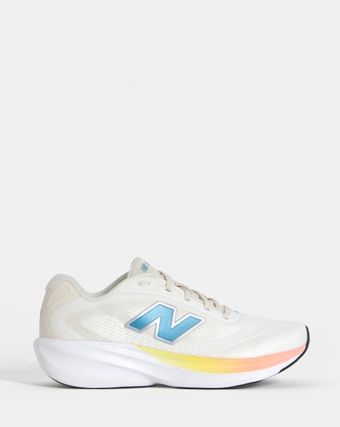 New Balance 680 Running Trainers