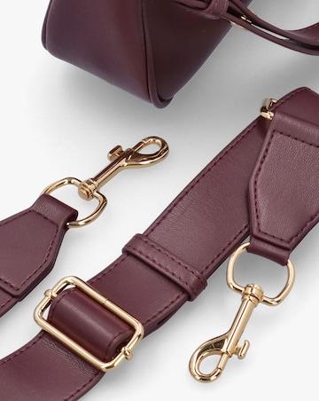 Love Moschino Chain Logo Burgundy Leather Shoulder Bag