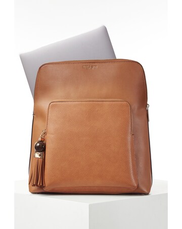 belle and bloom 5th avenue leather backpack Ave Function meets form with our 5th Ave Leather Backpack Oxblood Leather Backpack 5th Ave