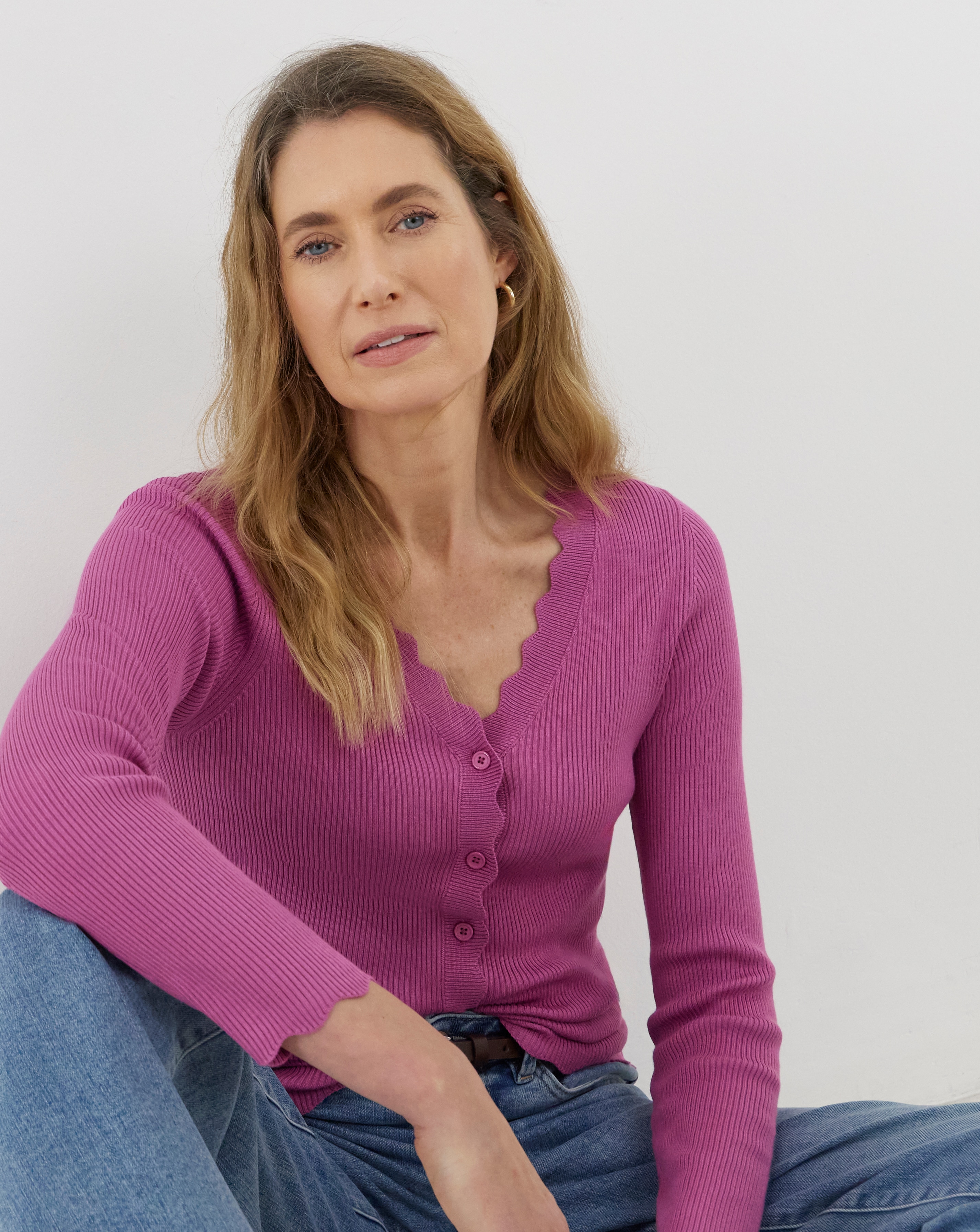 New In - Scallop Hem Knitted Cardigan