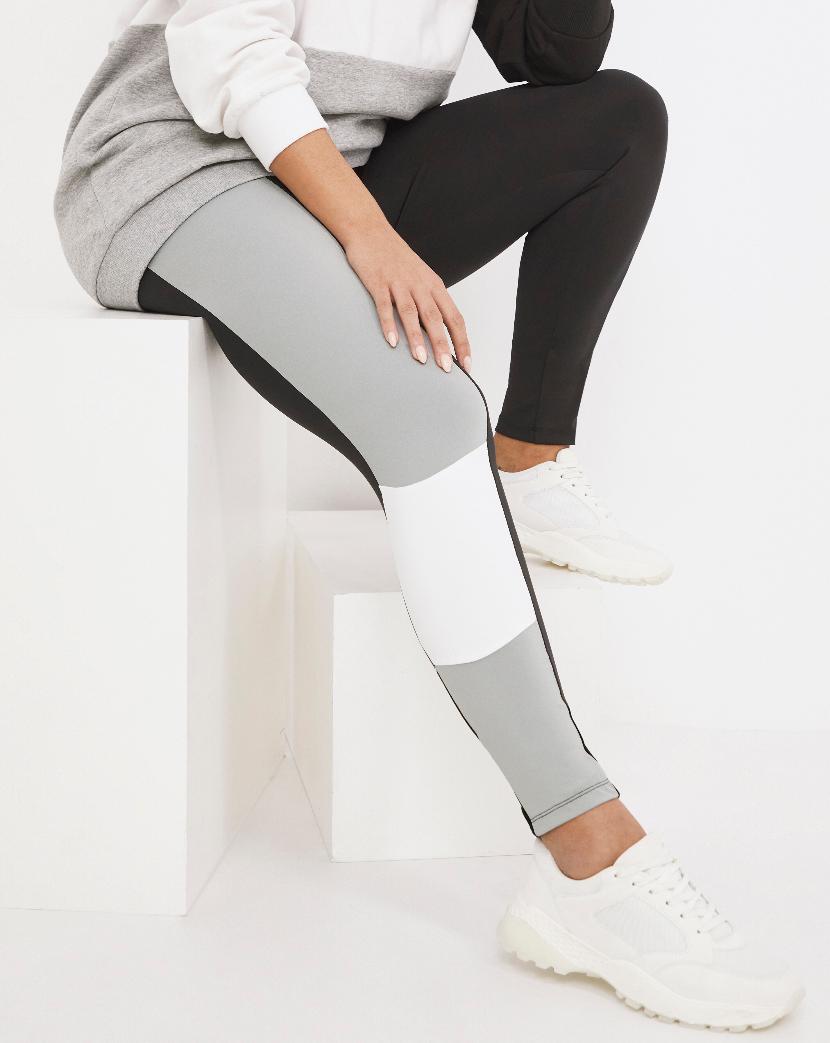 Sustainable Colour Block Leggings Fashion World