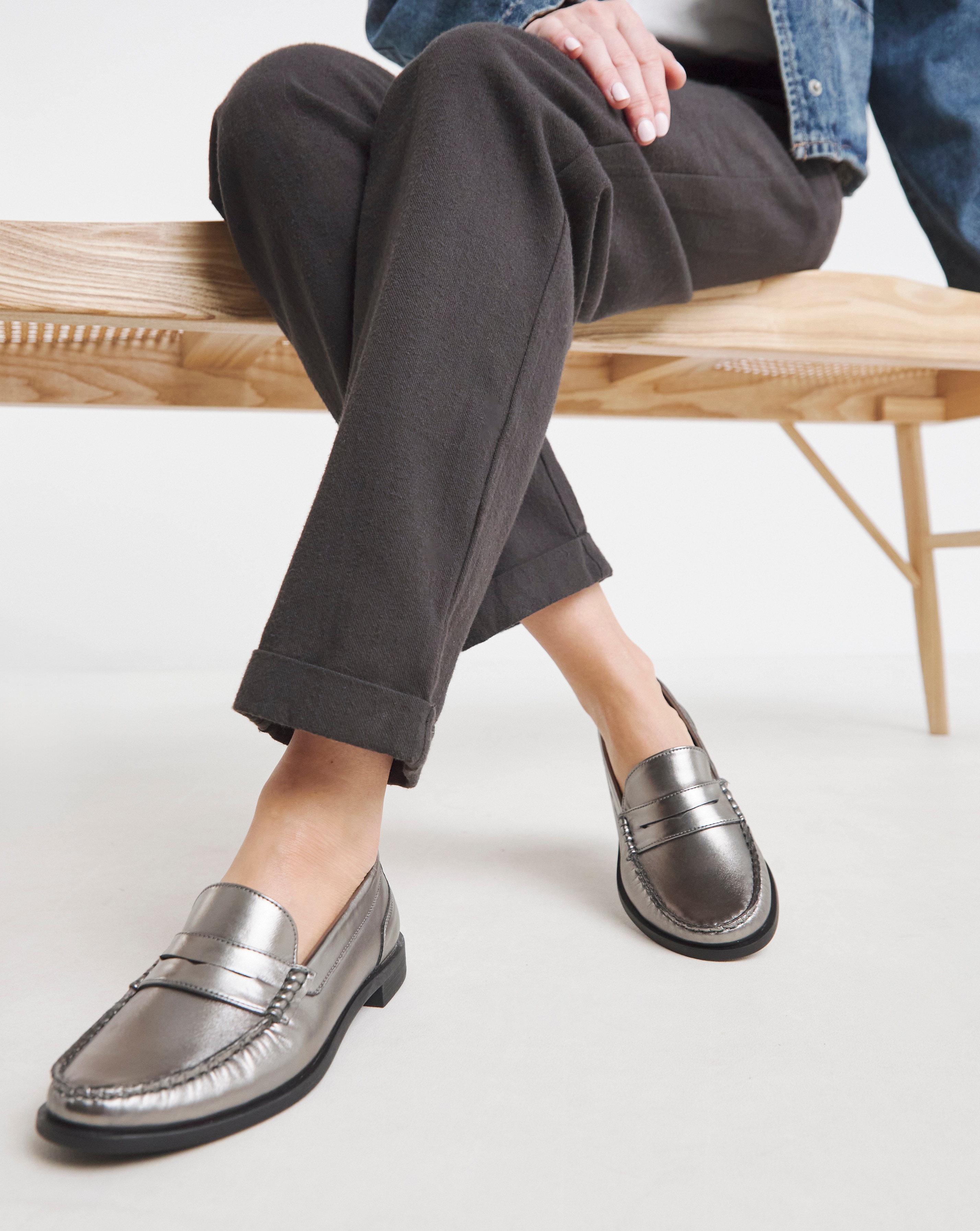 New In - Classic Loafer Wide