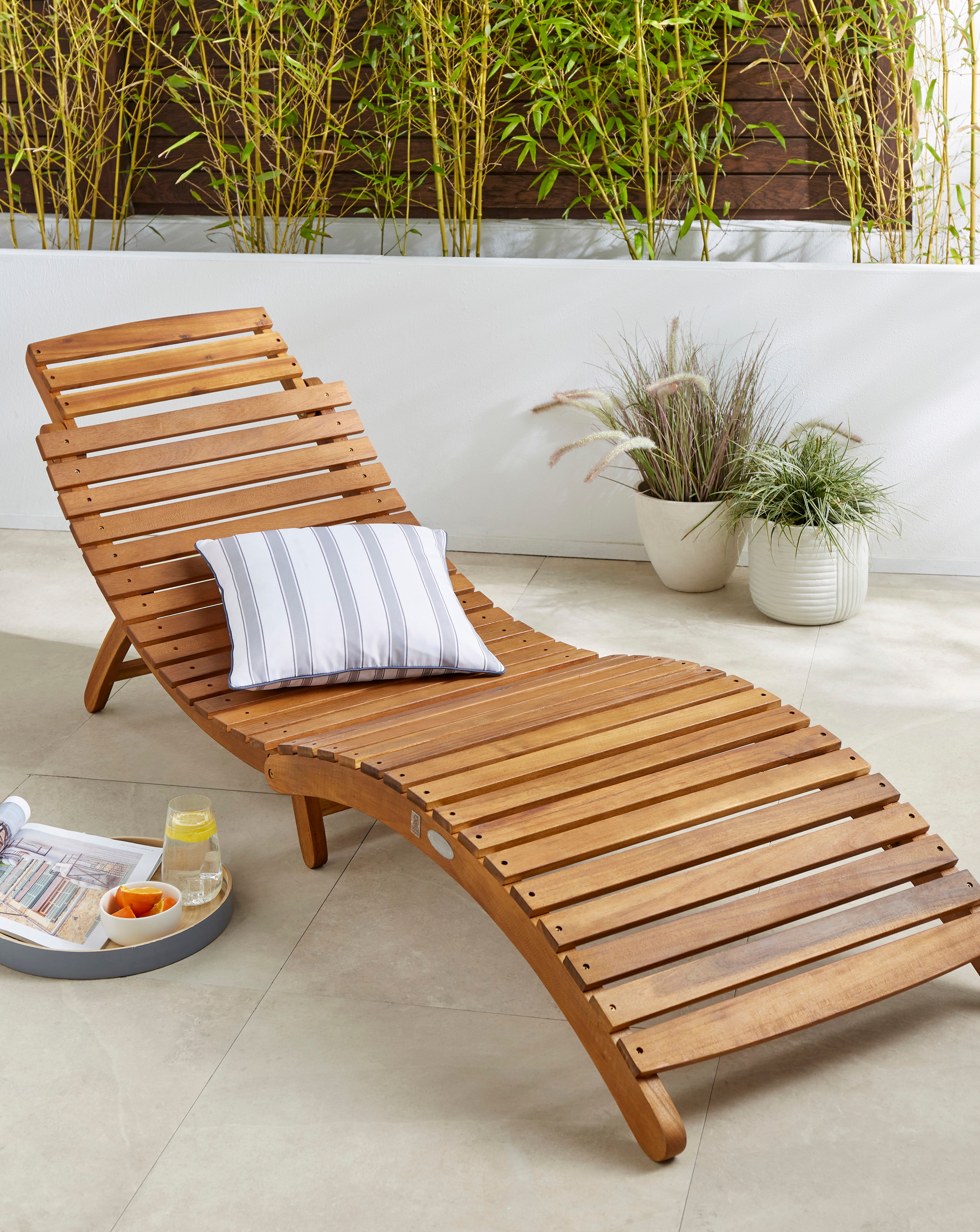 Folding Curved Wooden Sun Lounger
