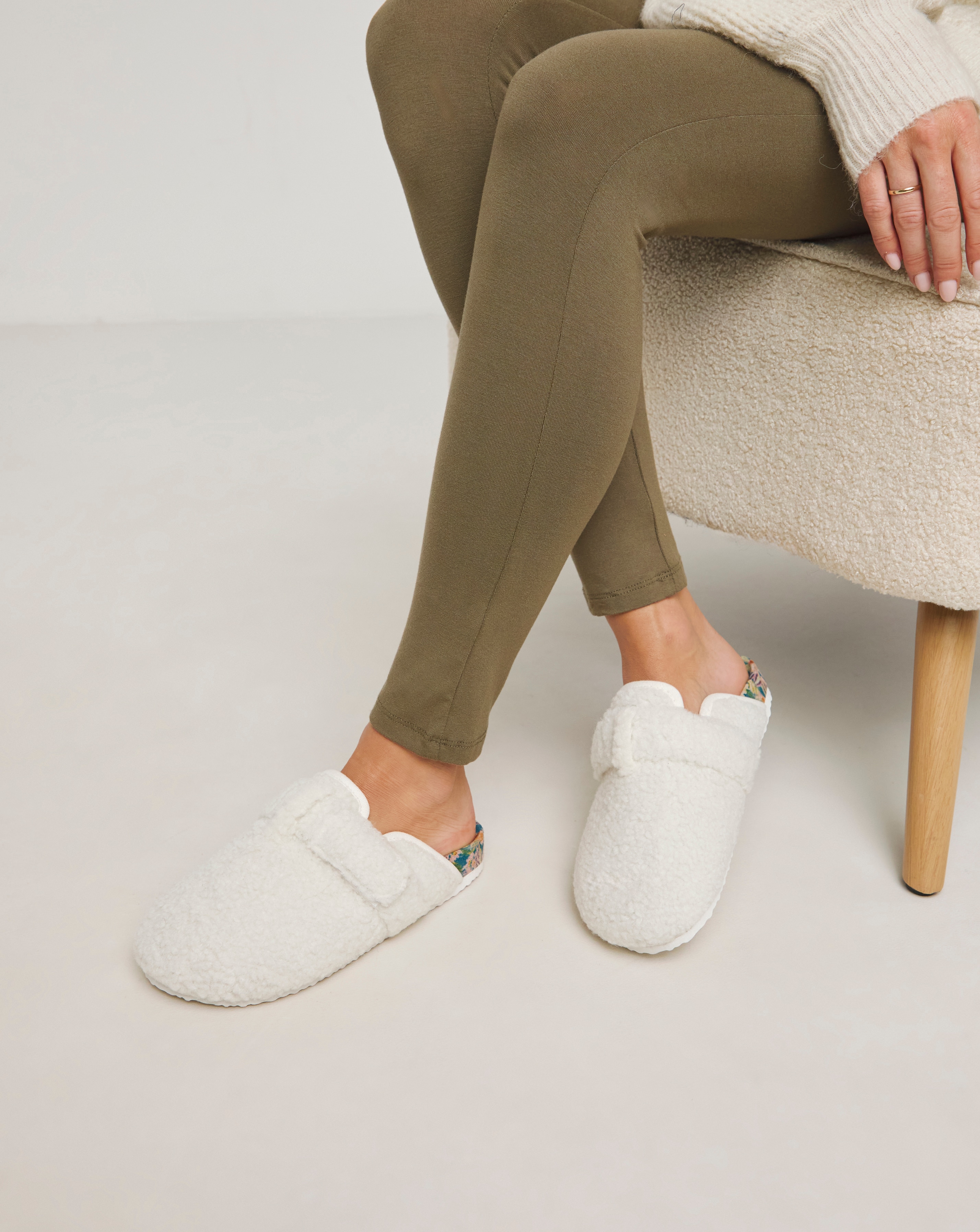 Borg Closed Toe Slipper Wide