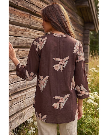Roman Embroidered Floral V-Neck Top