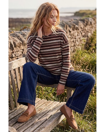 Roman Stripe Print Snit Top