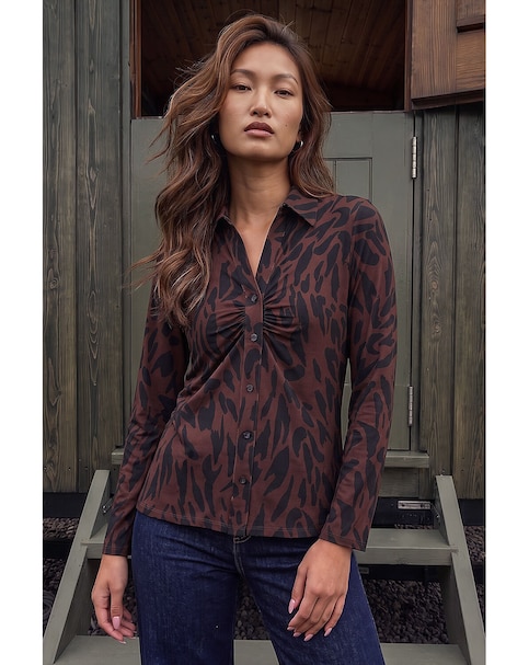 New In - Roman Abstract Print V-Neck Blouse