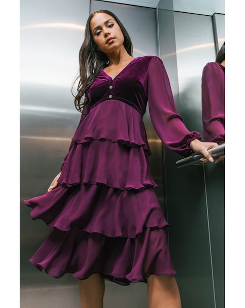 New In - Roman Petite Velvet Tiered Stretch Dress