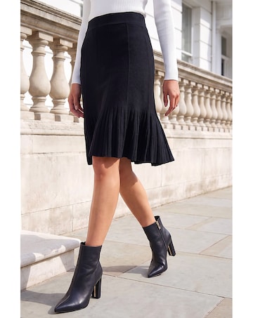 Roman A-Line Knit Skater Skirt