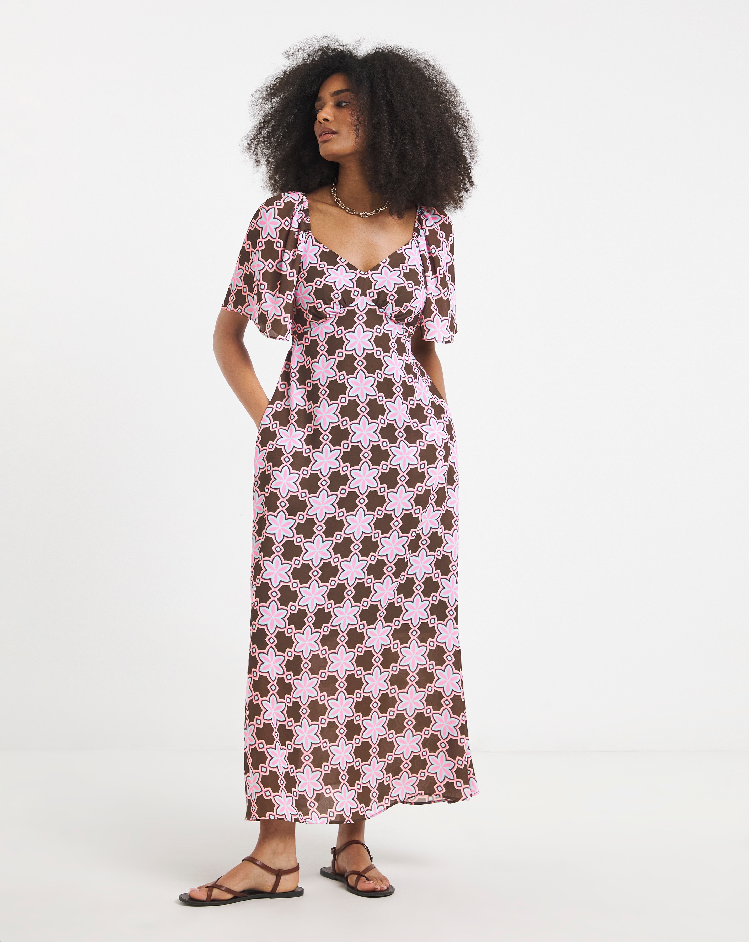 New In - Twisted Wunder Maxi Chiffon Dress