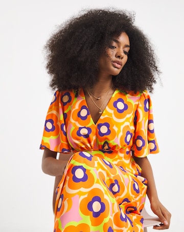 Twisted Wunder Maxi Satin Dress