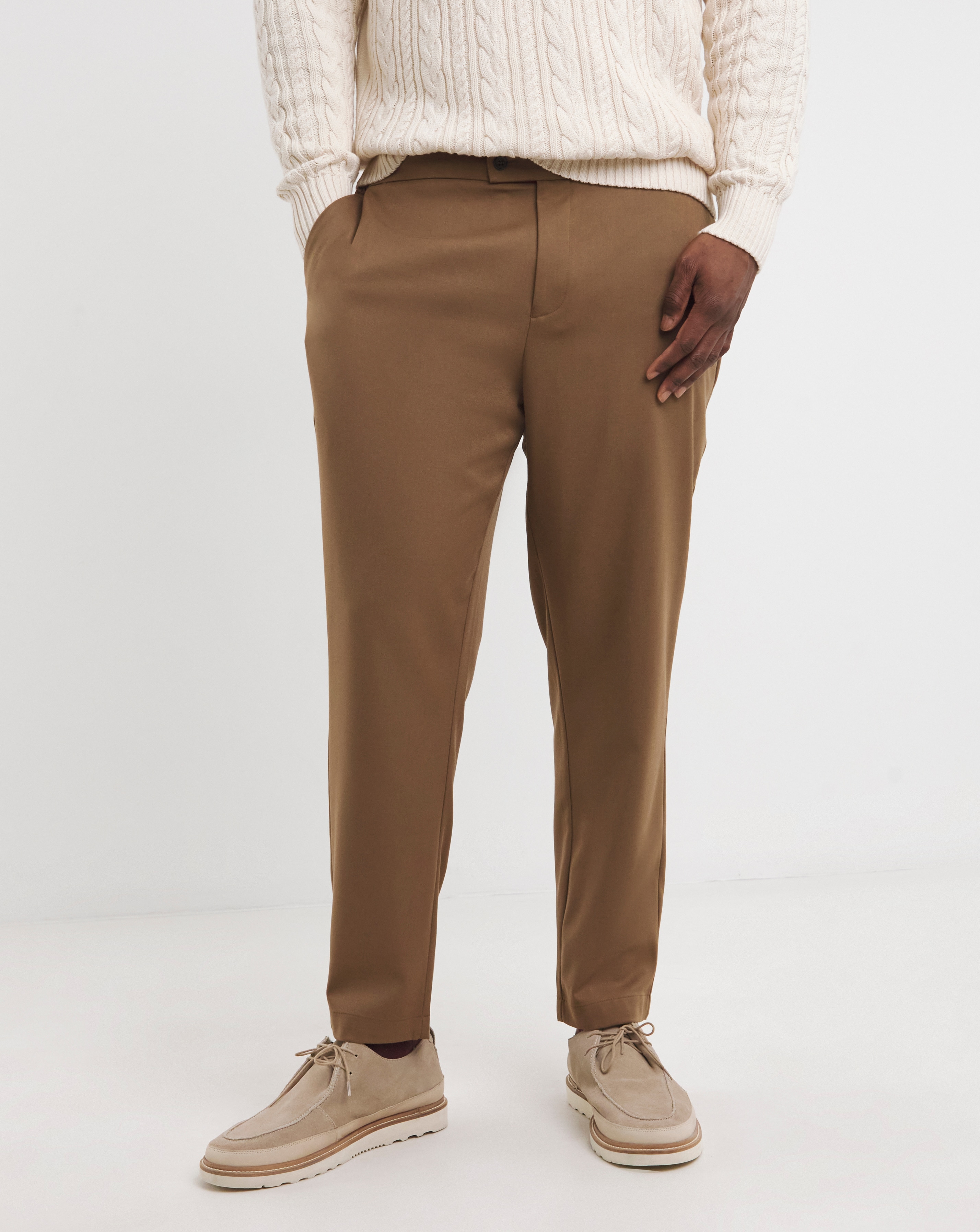 Tailored Pleat Taper Trouser