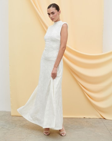 Pretty Lavish Tyra Drop Hem Floral Maxi Dress