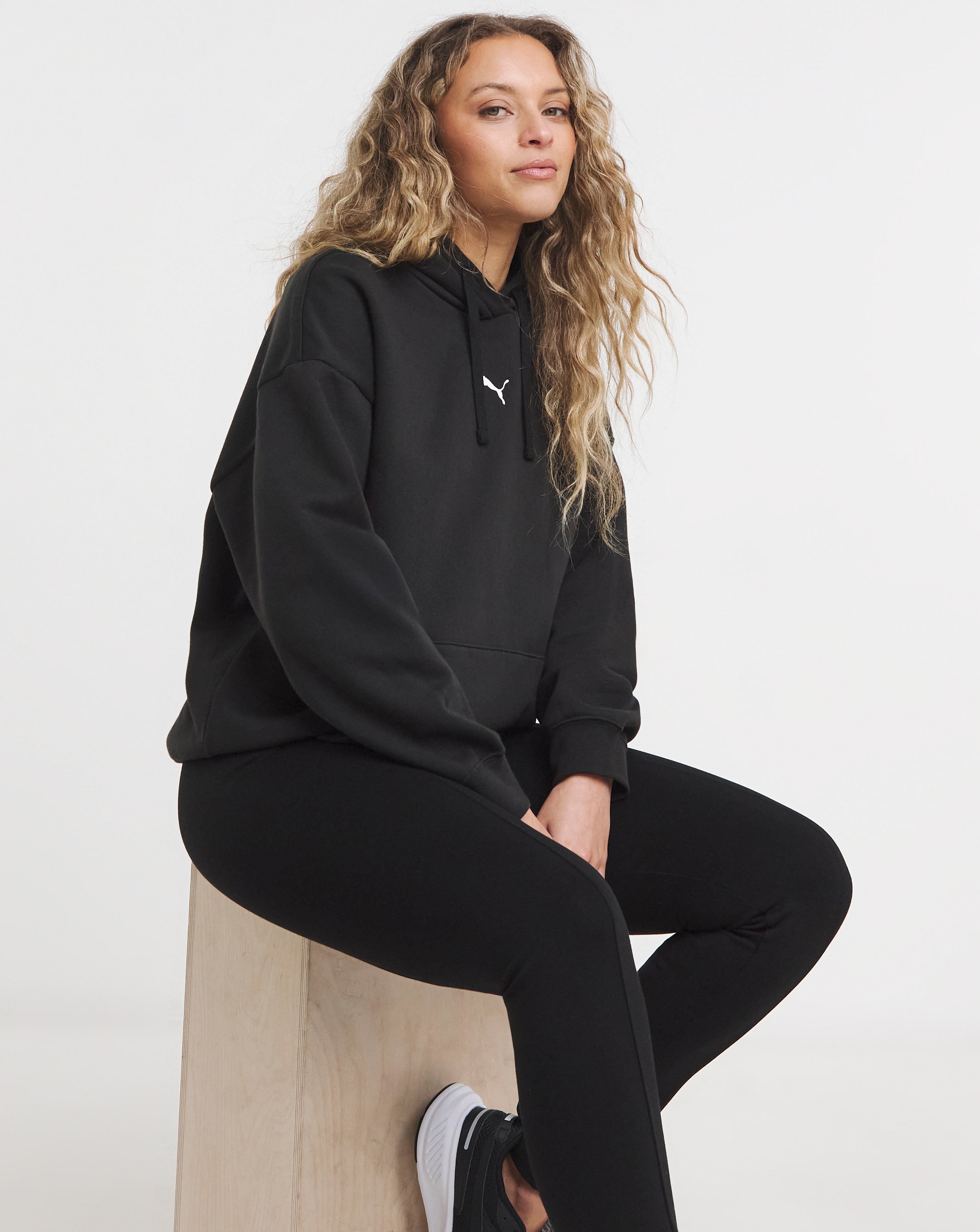 PUMA Essentials Logo Oversized Hoodie