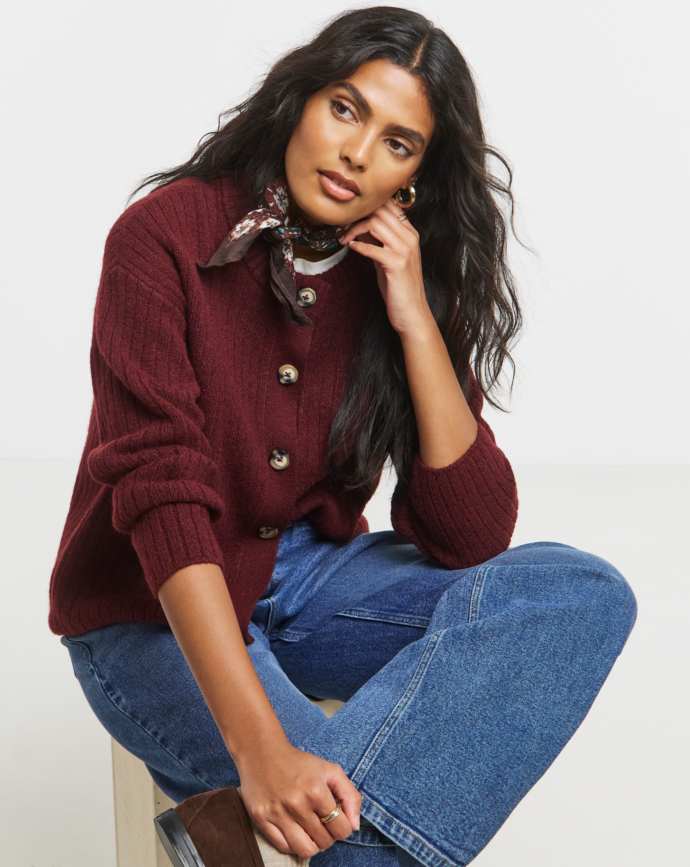 New In - Crew Neck Ribbed Cardigan