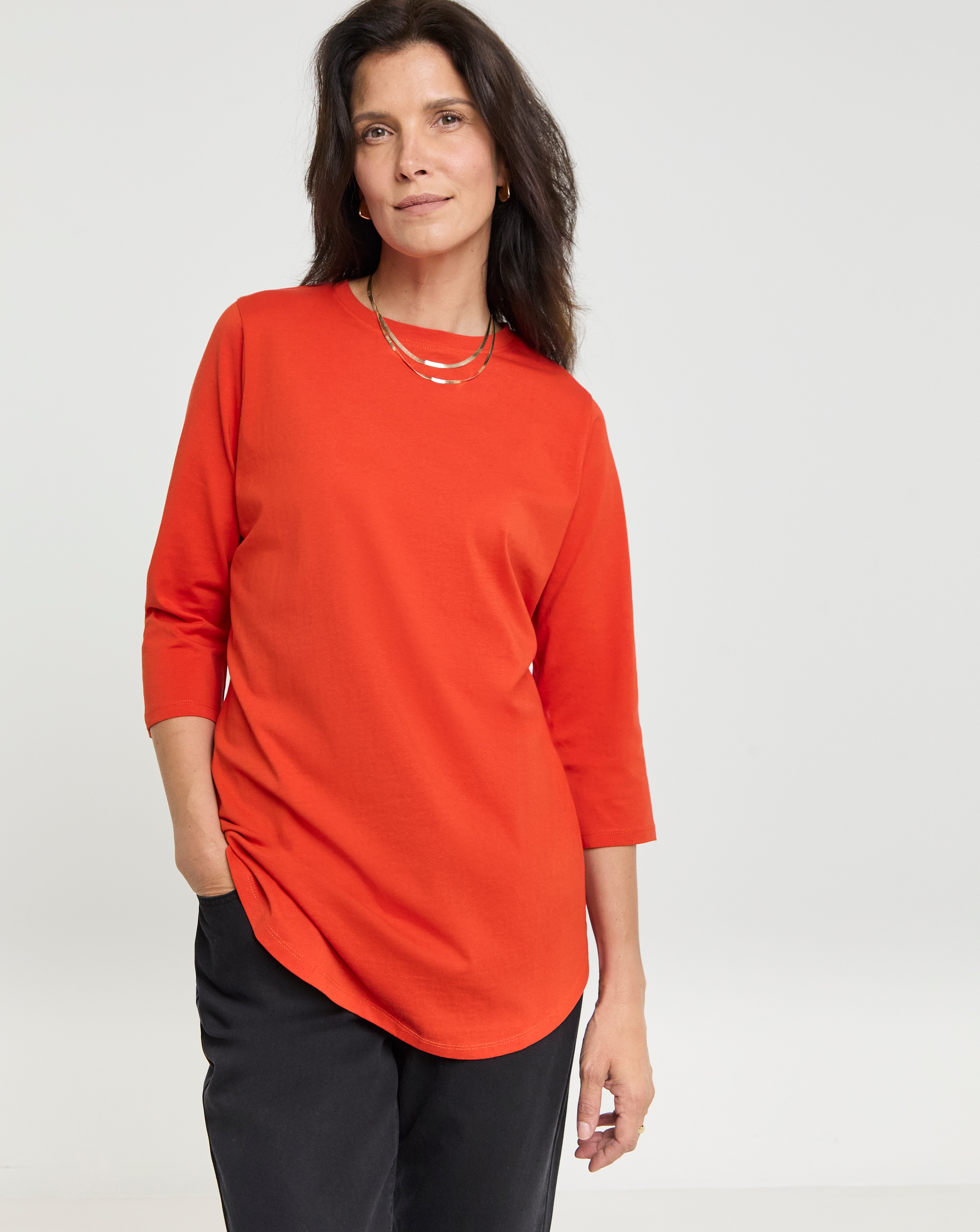 Longline Curved Hem 3/4 Sleeve Top