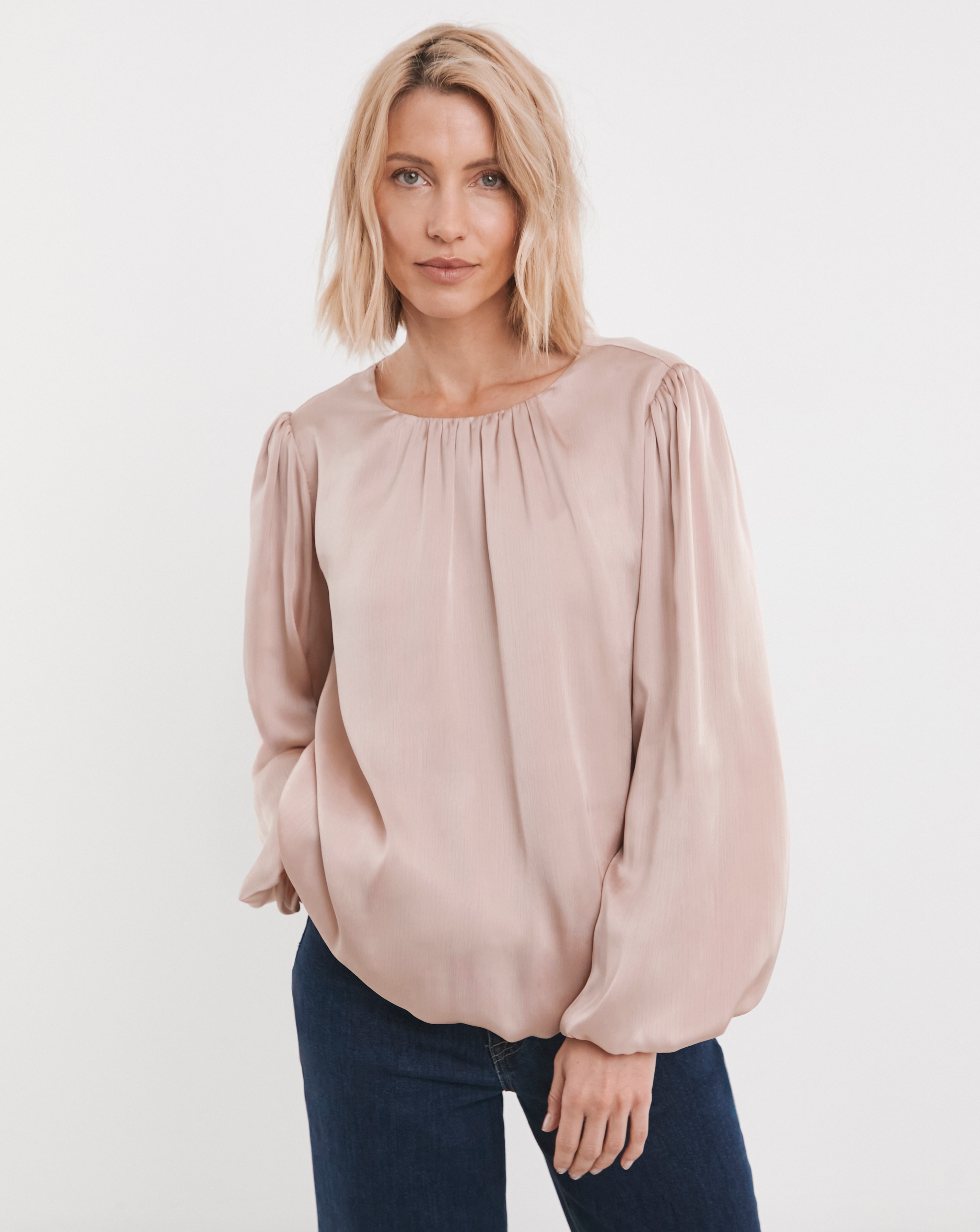 Bubble Sleeve Hem Top