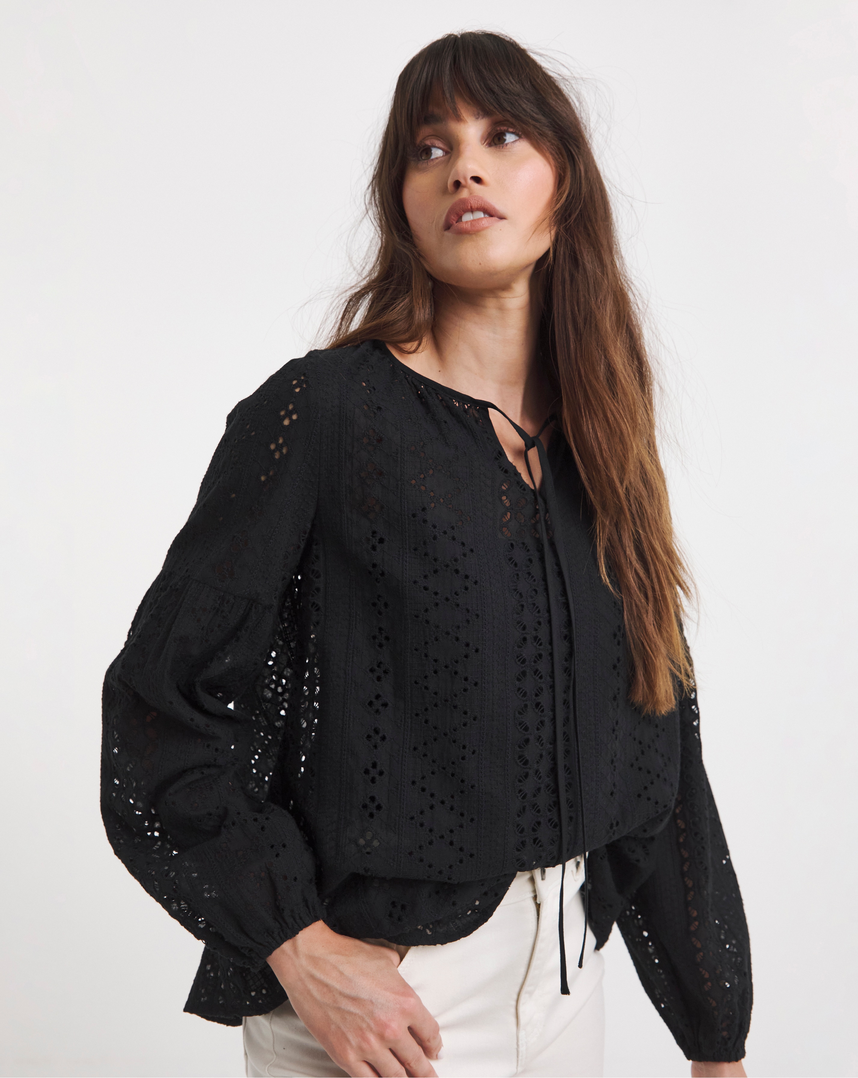 Broderie Blouse