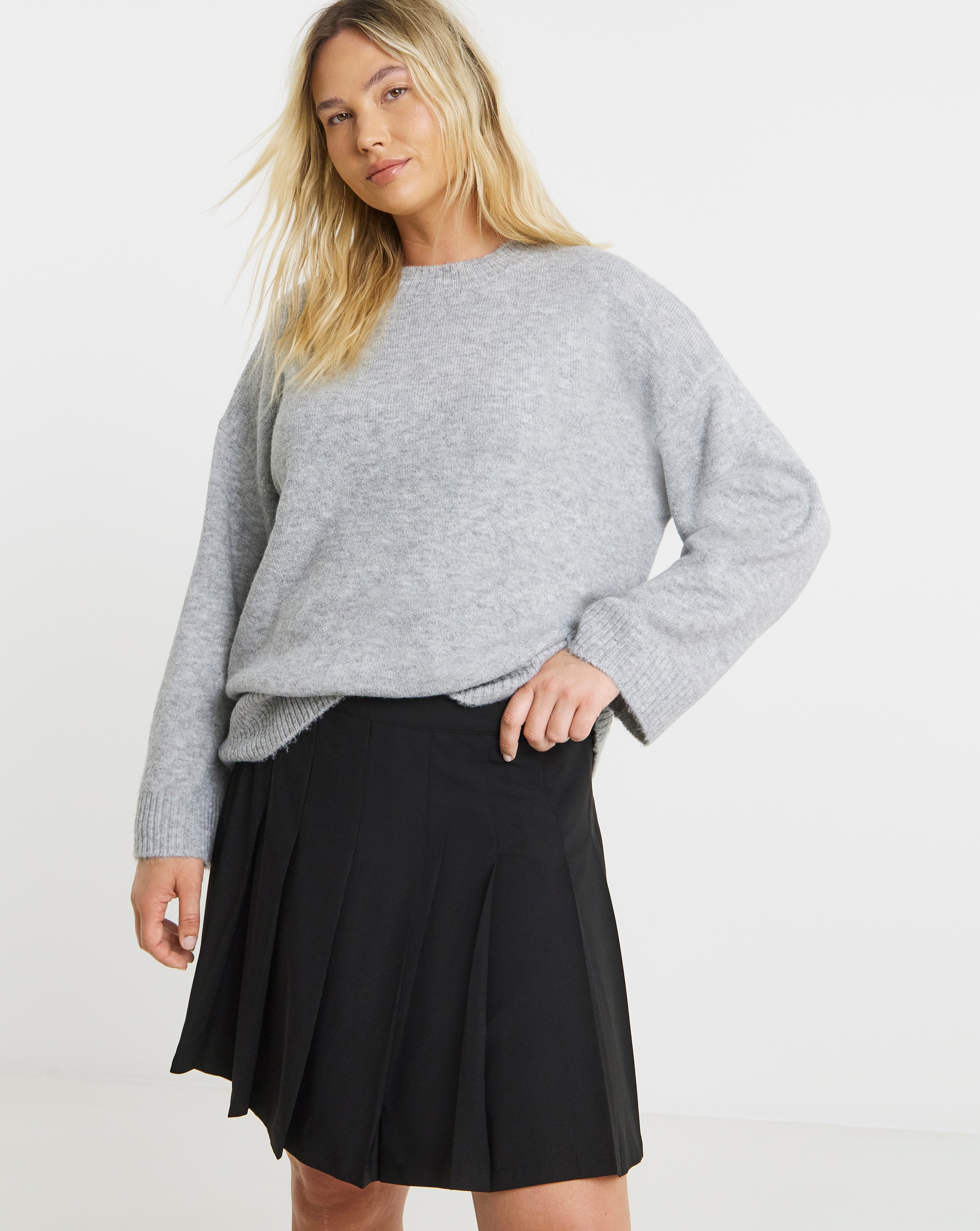 Simply Be Woven Pleated Mini Skirt
