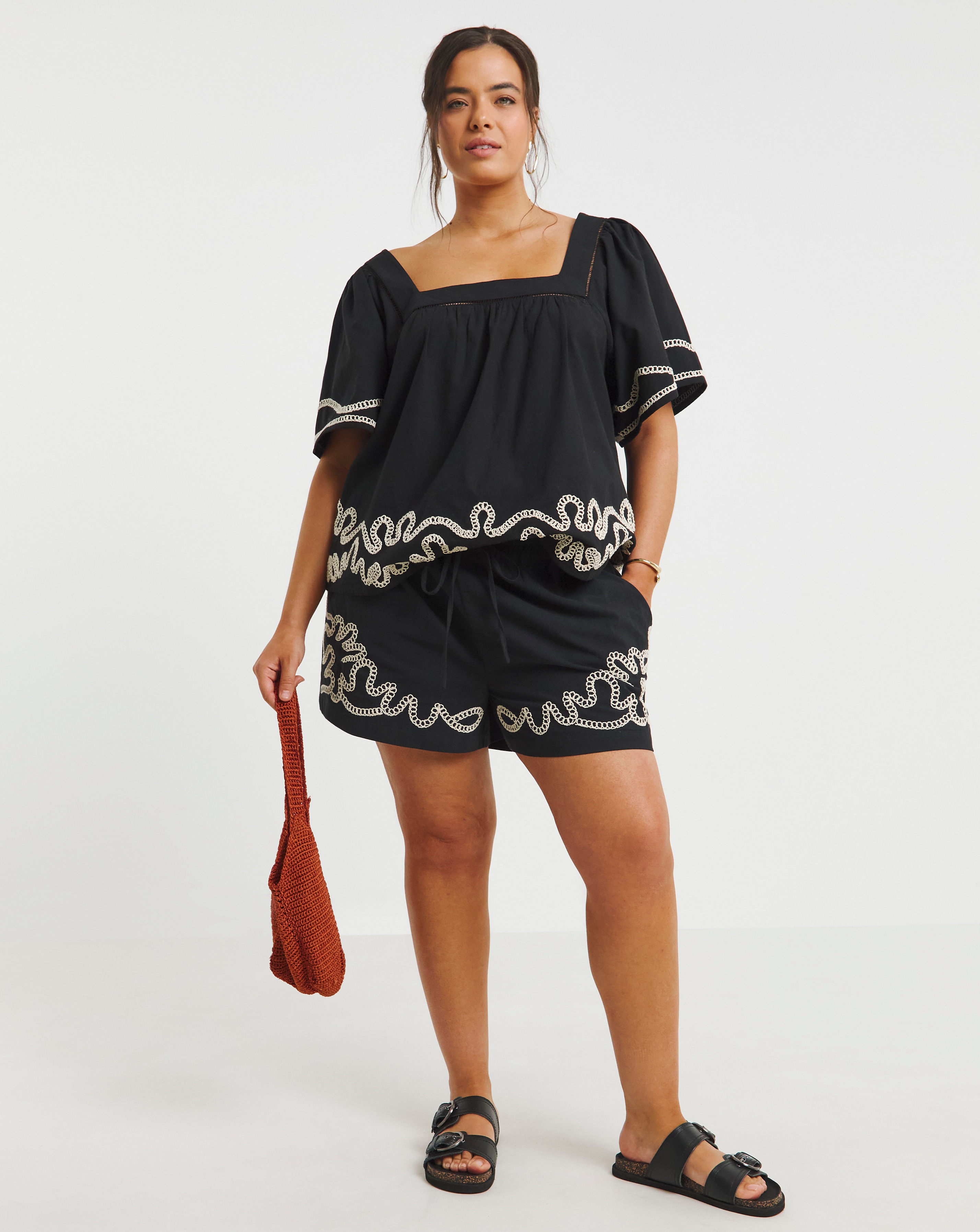 Simply Be Embroidered Tie Waist Shorts