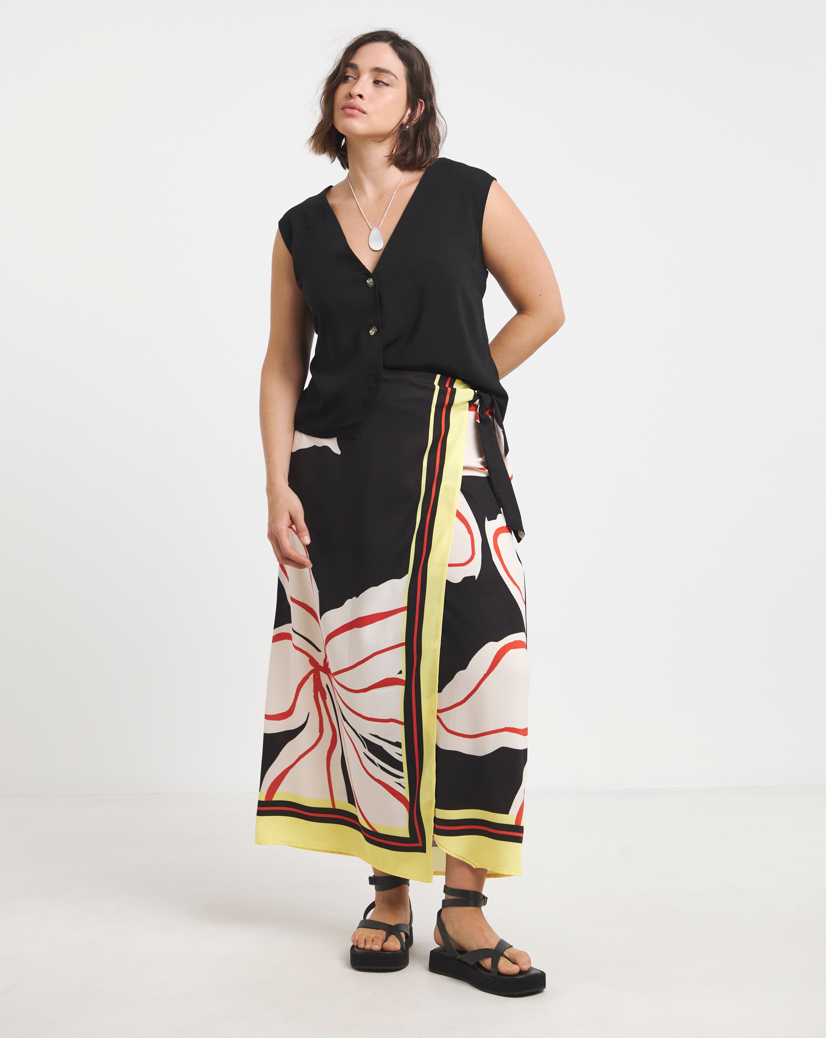 SBE Spun Knot Detail Midaxi Skirt