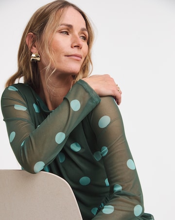 Mesh Dropped Waist Seam Maxi Dress