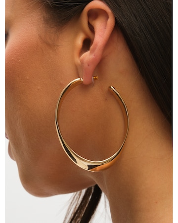 Mood Gold Polished Oval Hoop Earrings