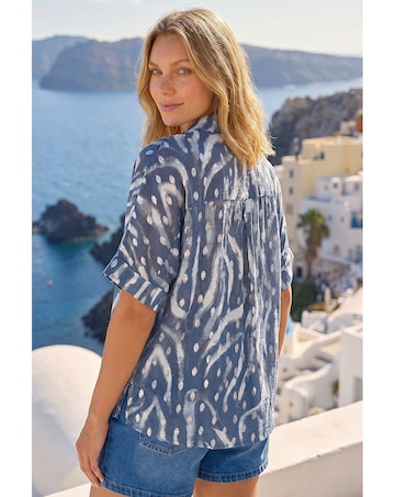 Roman Foil Spot Print Collared Shirt