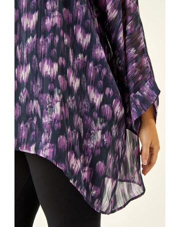 Roman Curve Swirl Print Metallic Top