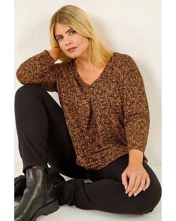 Roman Curve Spot Print V-Neck Tunic Top