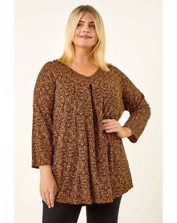 Roman Curve Spot Print V-Neck Tunic Top