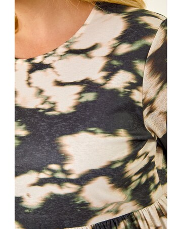 Roman Curve Abstract Print Midi Dress