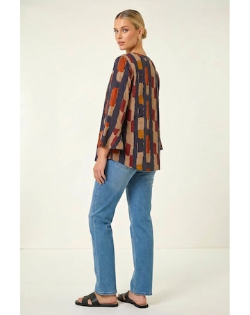 Roman Abstract Print Buttoned Blouse