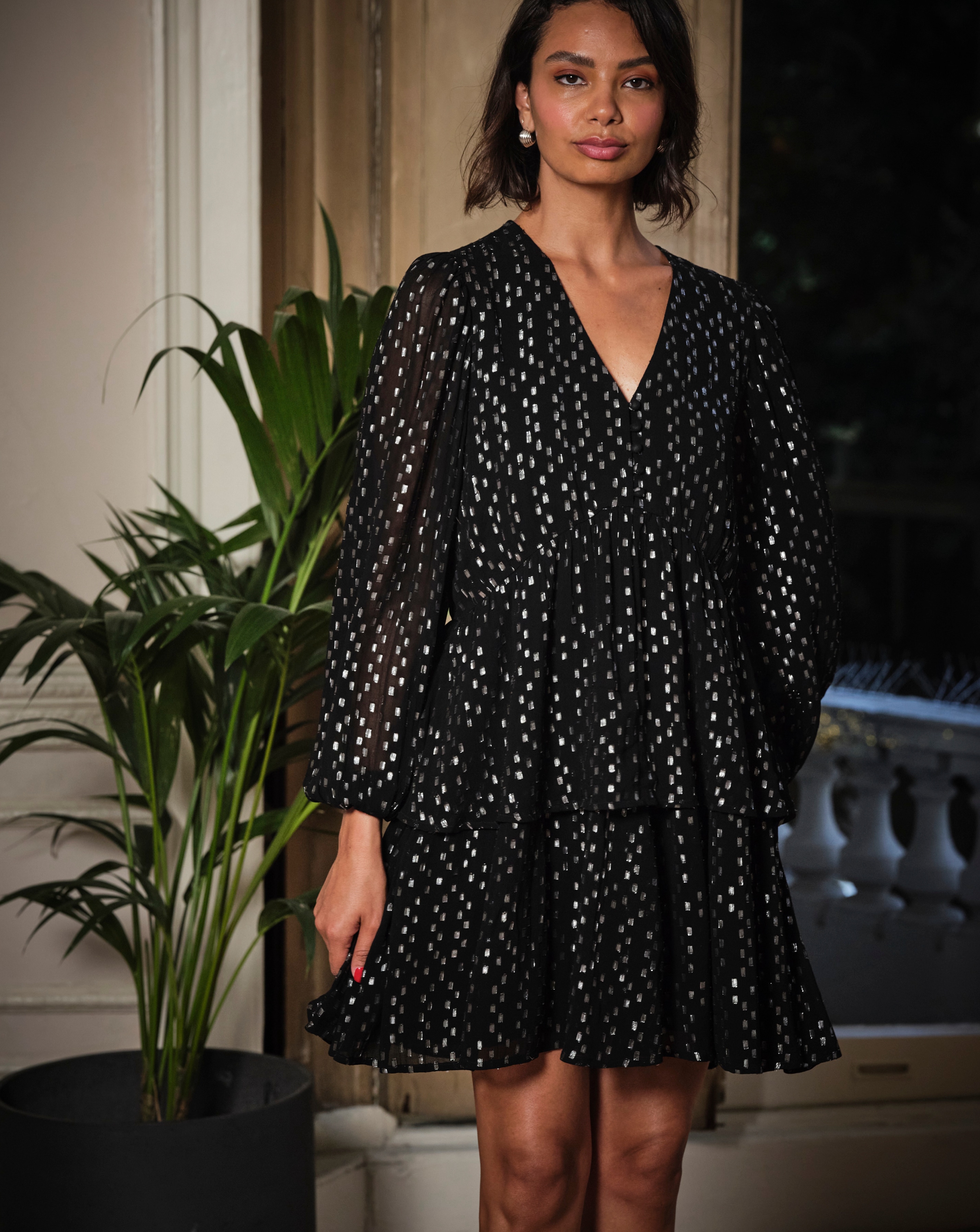 New In - Fatface Lenny Metallic Frill